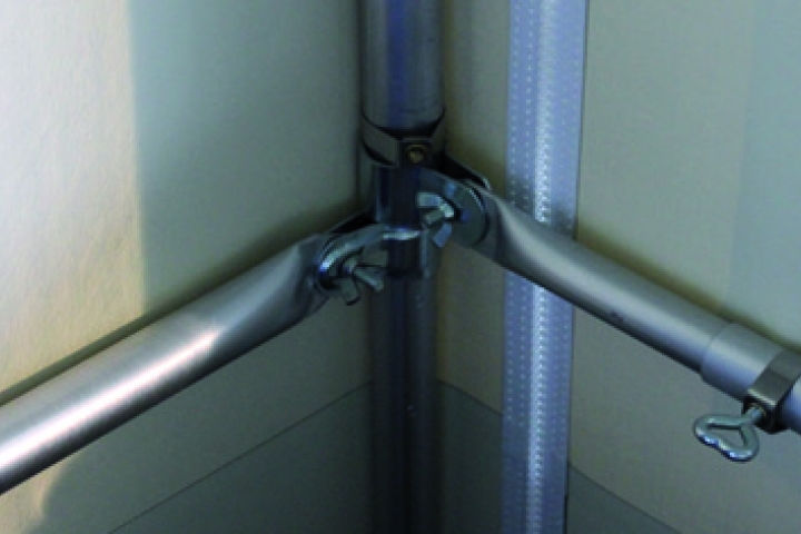 Stormbuizen onder de ramen